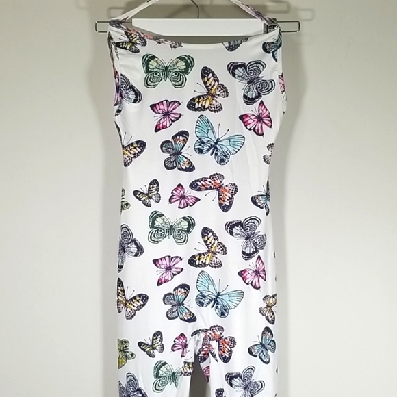 Full Length Women's Stretchy Jump Suit With Scrunchy Butt - Picture 2 of 6